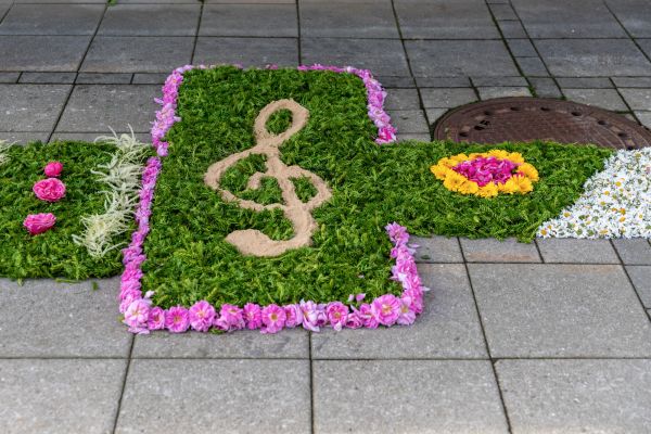 fronleichnam heim 2024   fronleichnam heim 2024